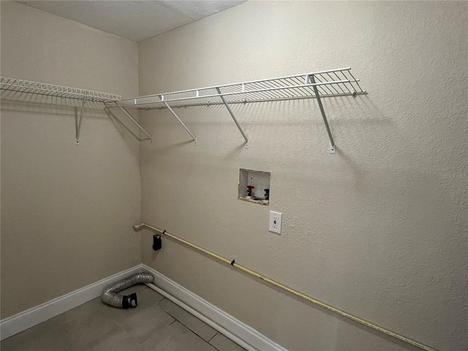 For Sale: $349,900 (3 beds, 2 baths, 1776 Square Feet)