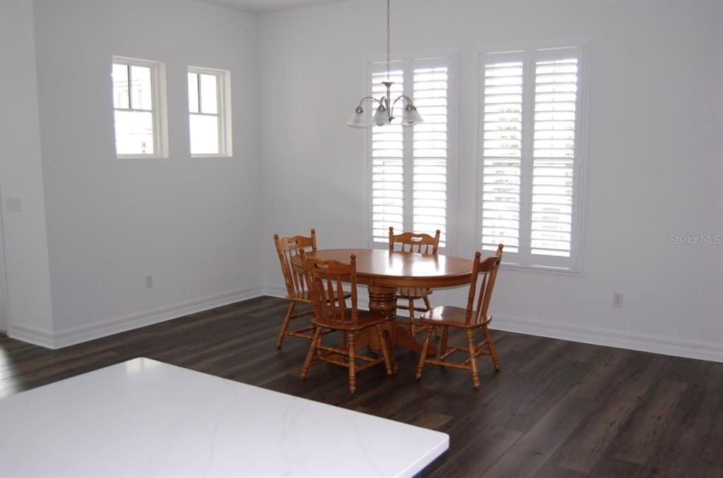 Active With Contract: $4,450 (4 beds, 2 baths, 2611 Square Feet)