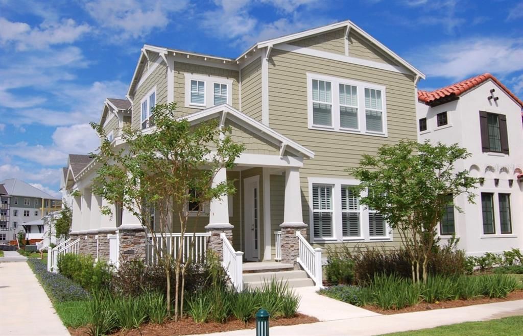 Active With Contract: $4,450 (4 beds, 2 baths, 2611 Square Feet)