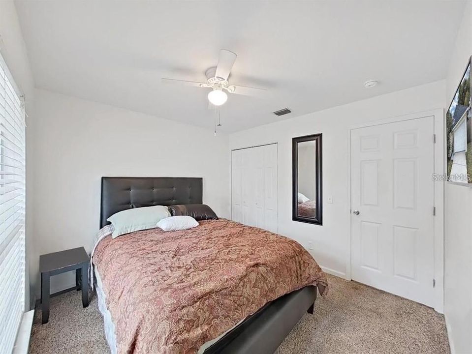For Rent: $2,400 (3 beds, 2 baths, 1237 Square Feet)