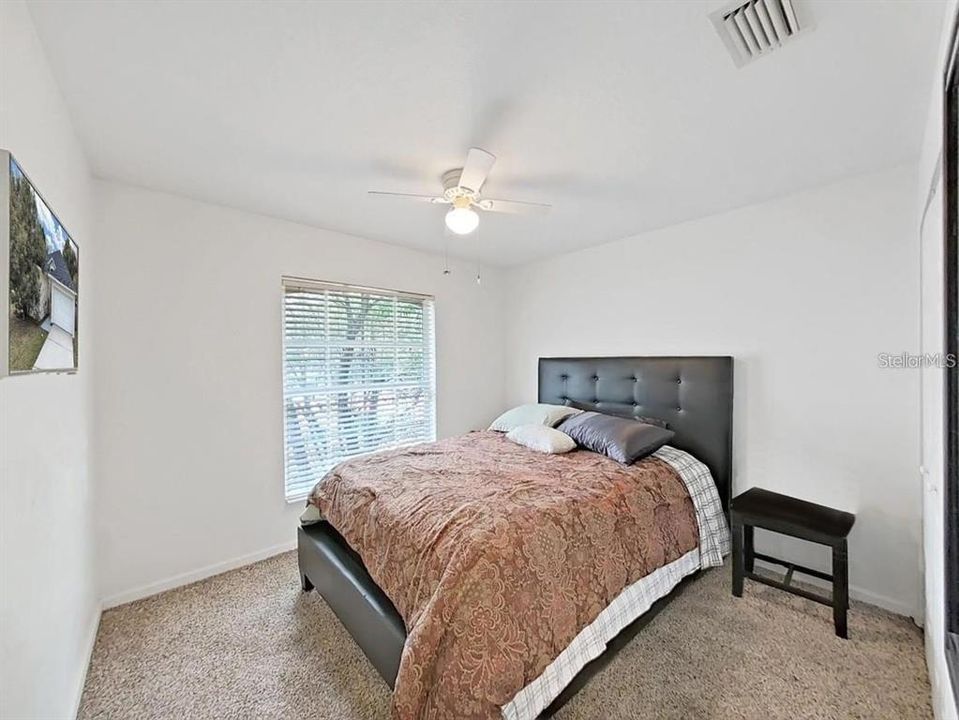 For Rent: $2,400 (3 beds, 2 baths, 1237 Square Feet)