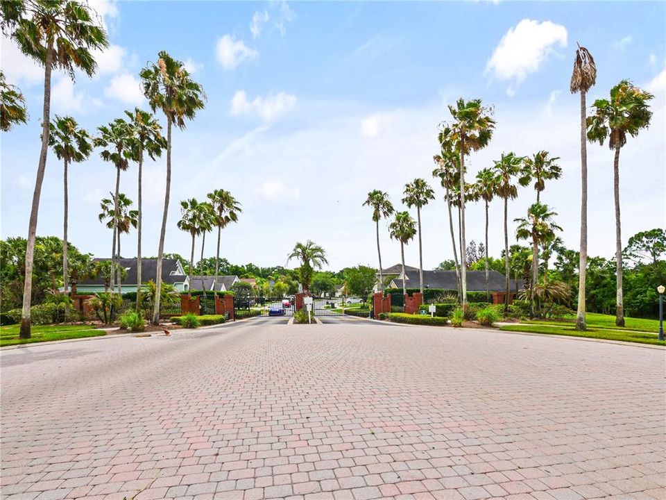 For Sale: $349,900 (3 beds, 2 baths, 1501 Square Feet)