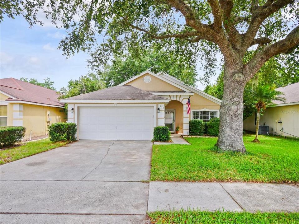 For Sale: $349,900 (3 beds, 2 baths, 1501 Square Feet)