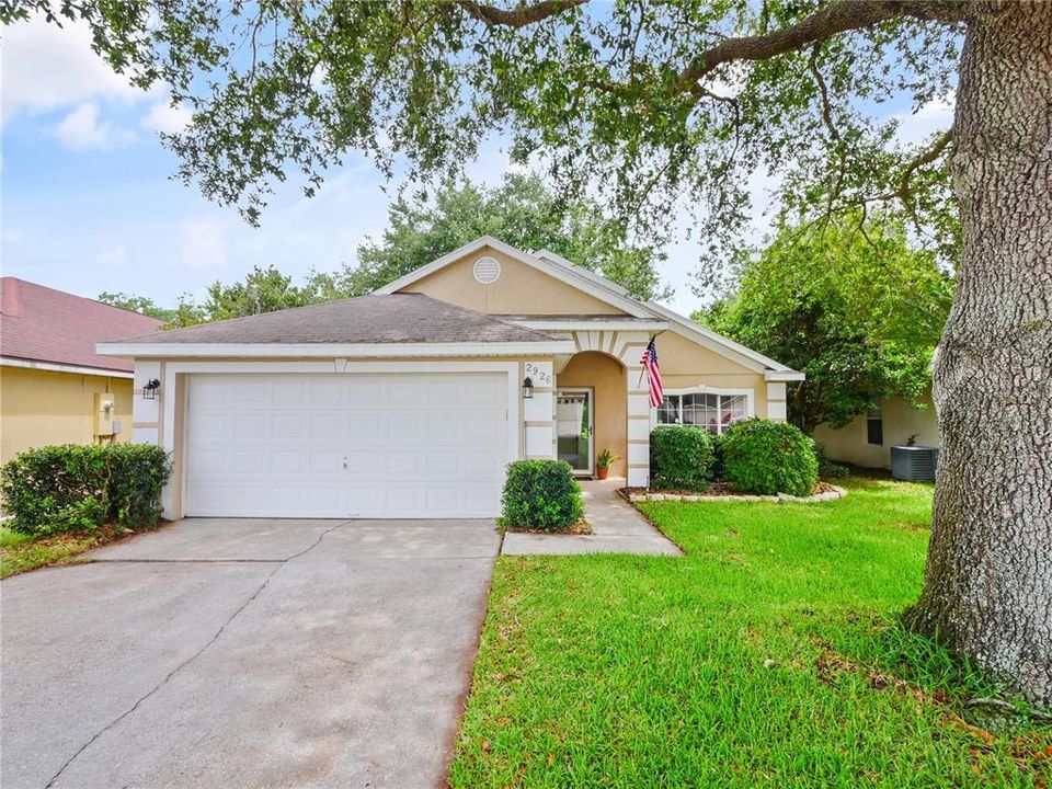 For Sale: $349,900 (3 beds, 2 baths, 1501 Square Feet)