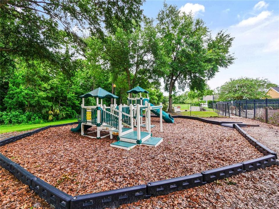 For Sale: $349,900 (3 beds, 2 baths, 1501 Square Feet)
