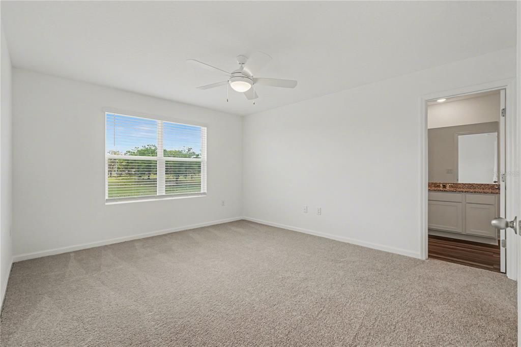 For Rent: $1,695 (3 beds, 2 baths, 1386 Square Feet)