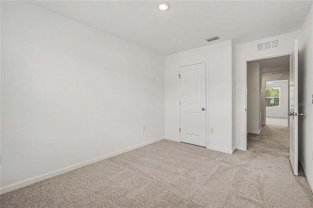 For Rent: $1,695 (3 beds, 2 baths, 1386 Square Feet)