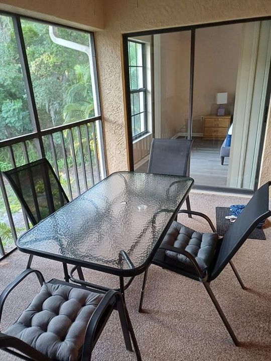 For Rent: $1,950 (2 beds, 2 baths, 1073 Square Feet)