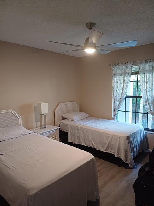 For Rent: $1,950 (2 beds, 2 baths, 1073 Square Feet)