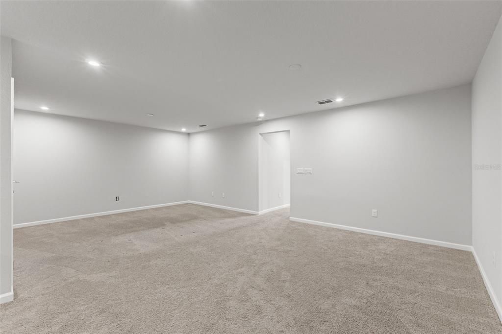 En Venta: $469,900 (4 camas, 3 baños, 2574 Pies cuadrados)