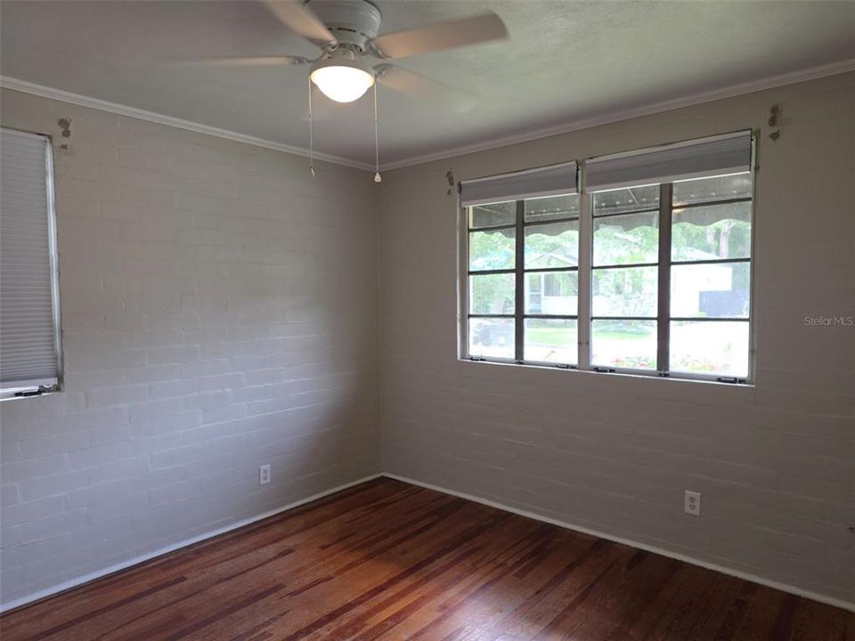 For Rent: $2,500 (3 beds, 2 baths, 786 Square Feet)