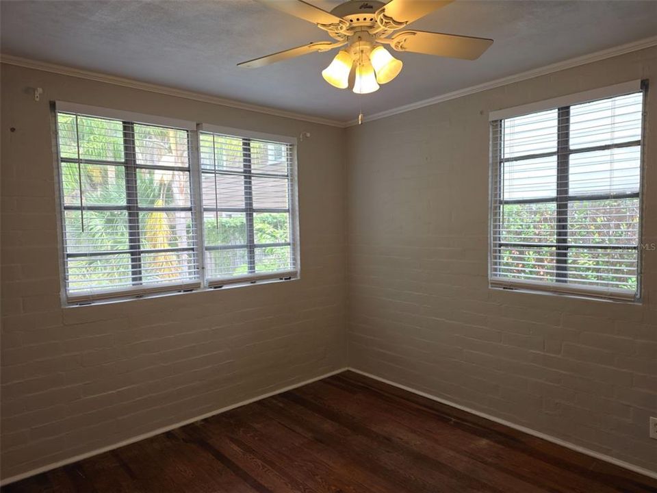 For Rent: $2,500 (3 beds, 2 baths, 786 Square Feet)