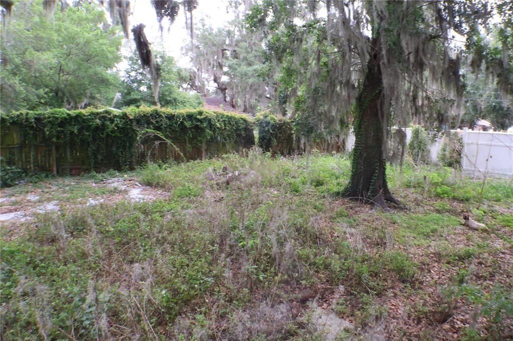 For Sale: $199,900 (3 beds, 1 baths, 1180 Square Feet)