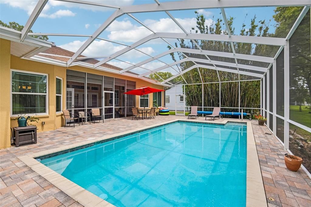 For Sale: $430,000 (3 beds, 2 baths, 2781 Square Feet)