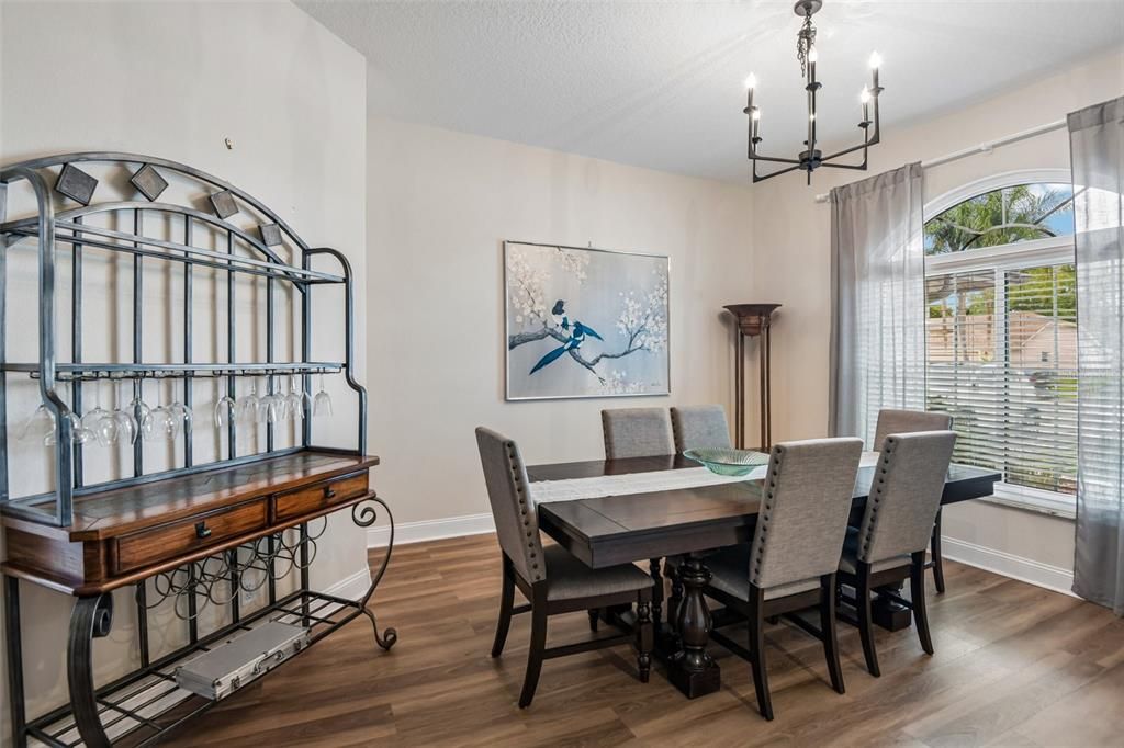 For Sale: $430,000 (3 beds, 2 baths, 2781 Square Feet)