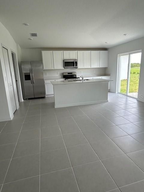 For Rent: $1,800 (3 beds, 2 baths, 1487 Square Feet)