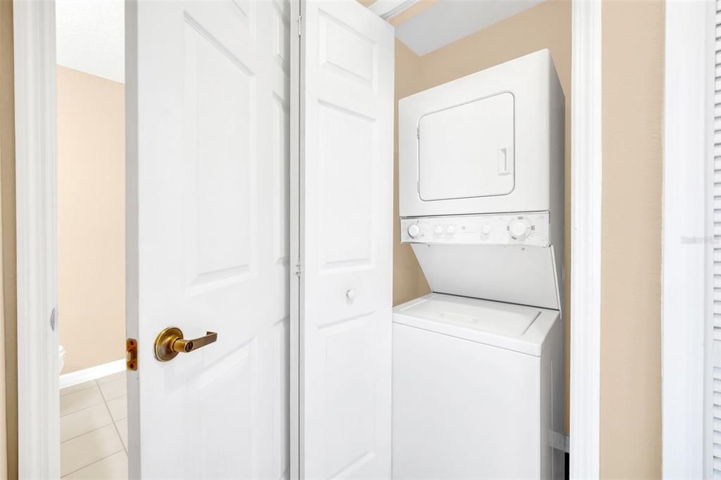 For Rent: $2,100 (2 beds, 2 baths, 1178 Square Feet)
