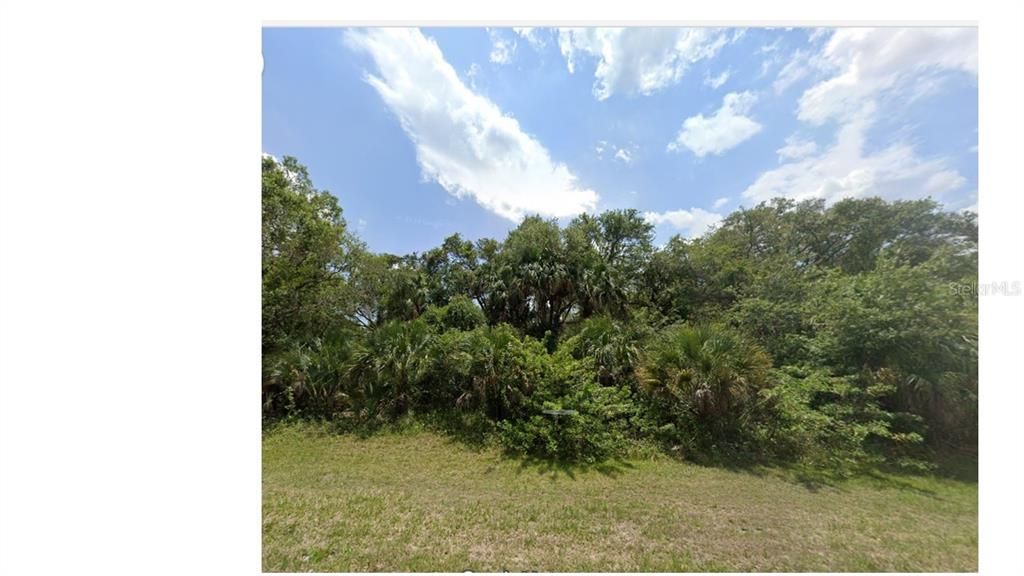 En Venta: $29,900 (0.23 acres)