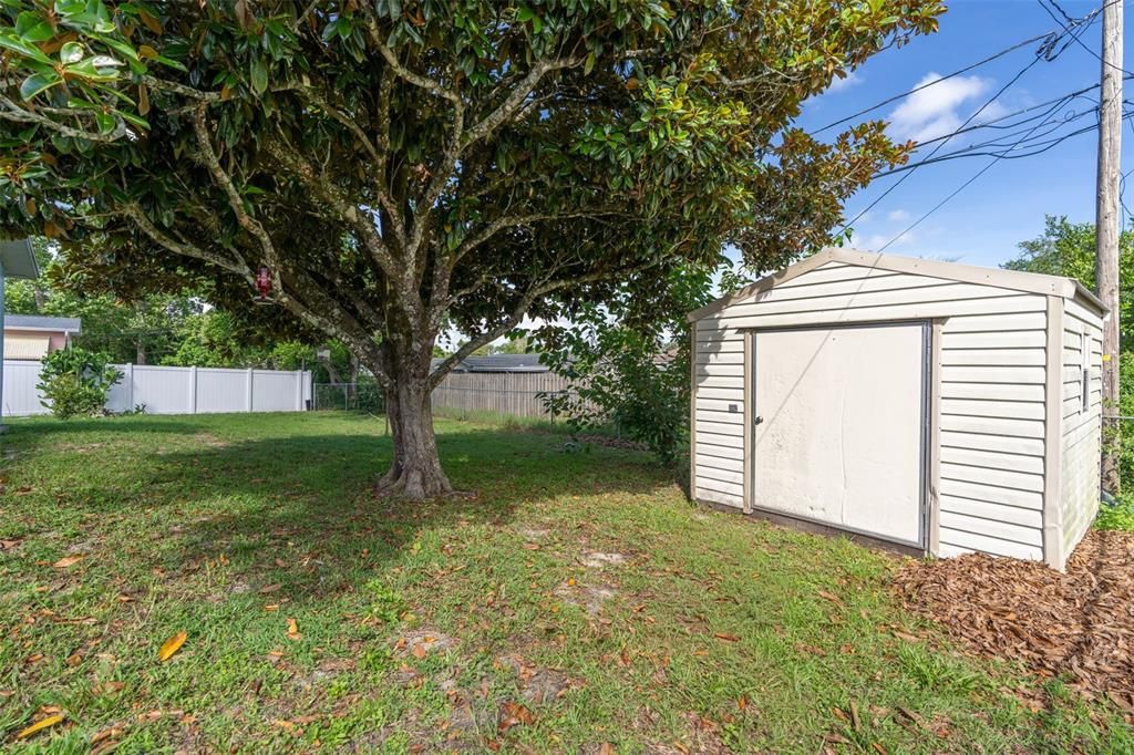 En Venta: $229,000 (3 camas, 2 baños, 2150 Pies cuadrados)
