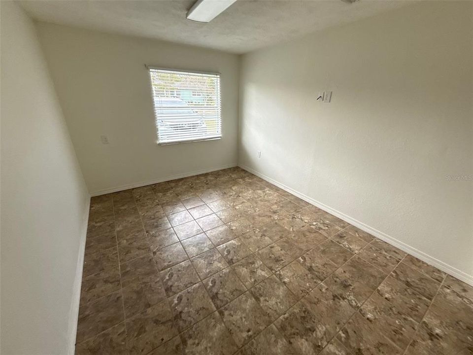 En Venta: $229,000 (3 camas, 2 baños, 2150 Pies cuadrados)