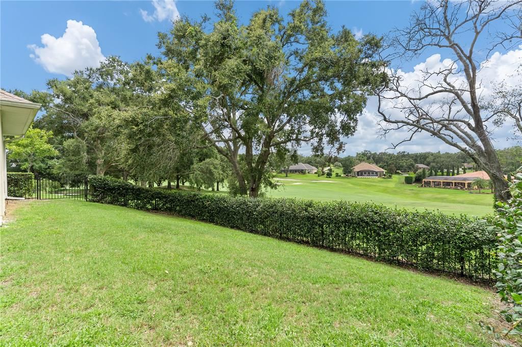 En Venta: $549,000 (4 camas, 3 baños, 2532 Pies cuadrados)
