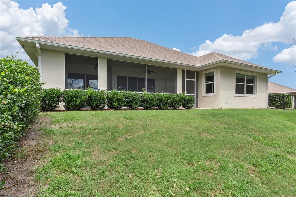En Venta: $549,000 (4 camas, 3 baños, 2532 Pies cuadrados)