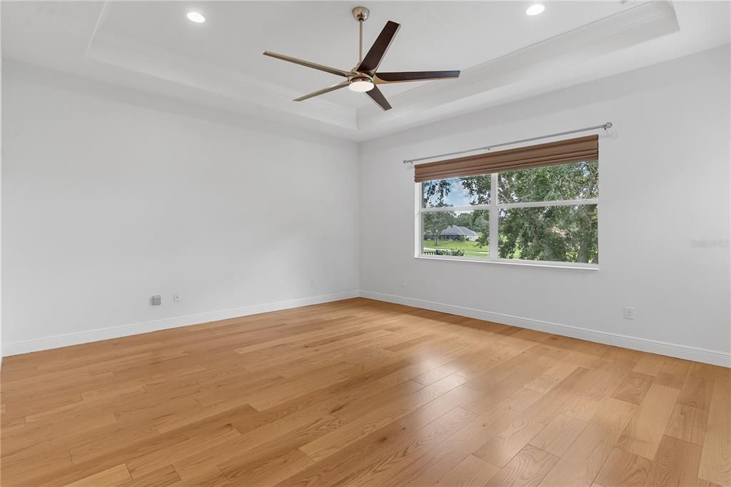 En Venta: $549,000 (4 camas, 3 baños, 2532 Pies cuadrados)