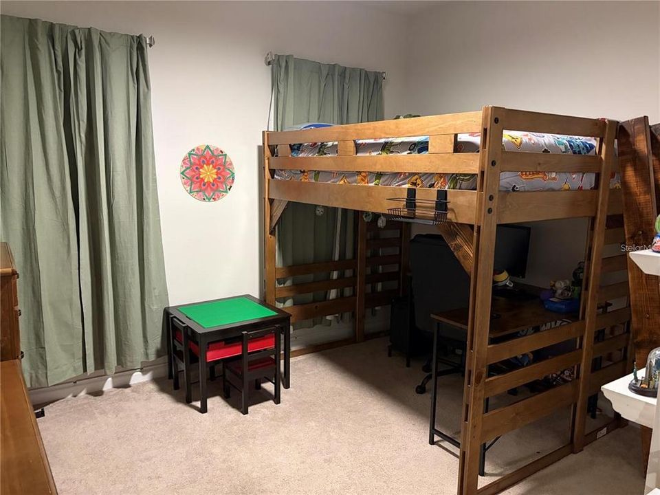En Renta: $2,495 (3 camas, 2 baños, 1996 Pies cuadrados)