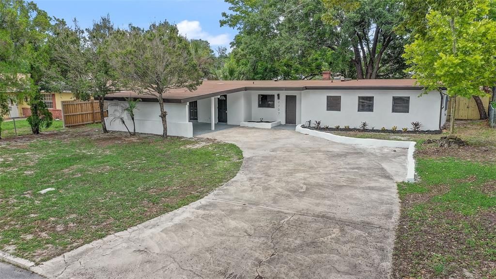 На продажу: $365,000 (4 спален, 2 ванн, 1801 Квадратных фут)