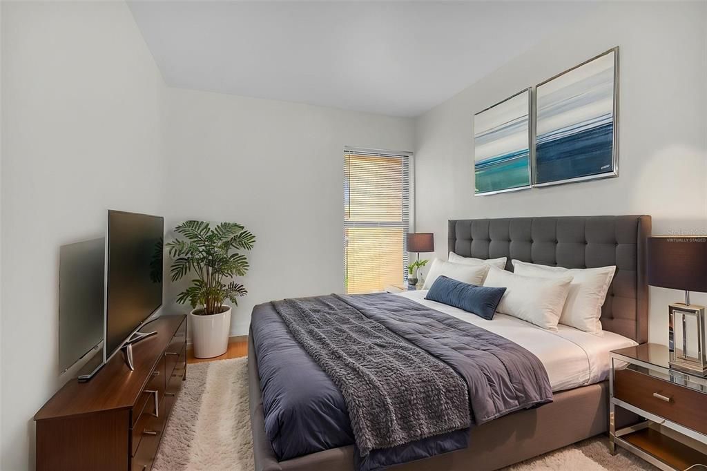 For Sale: $350,000 (3 beds, 2 baths, 1393 Square Feet)