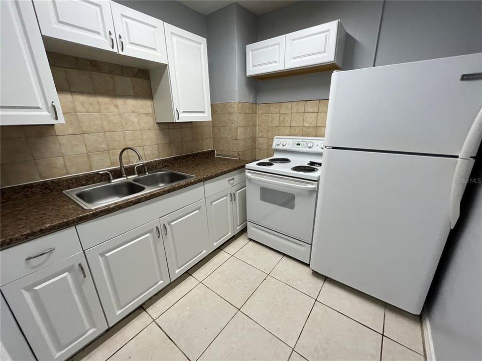 For Rent: $1,585 (3 beds, 2 baths, 1224 Square Feet)