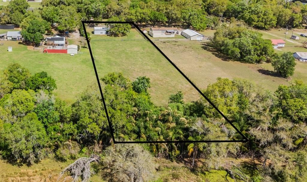 Activo con contrato: $250,000 (2.17 acres)