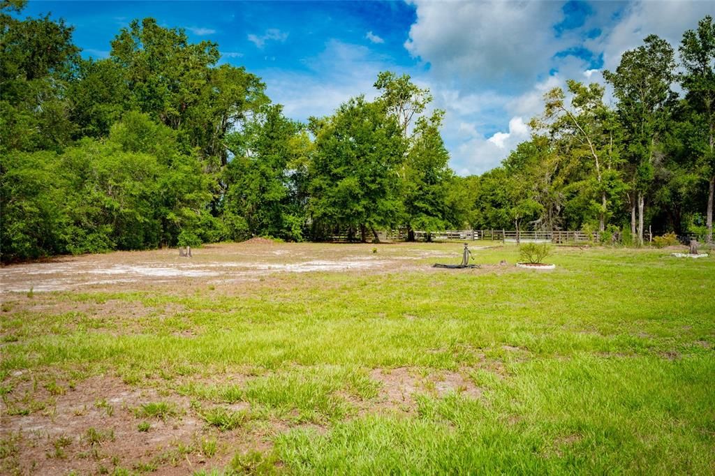 For Sale: $375,000 (4 beds, 2 baths, 1736 Square Feet)