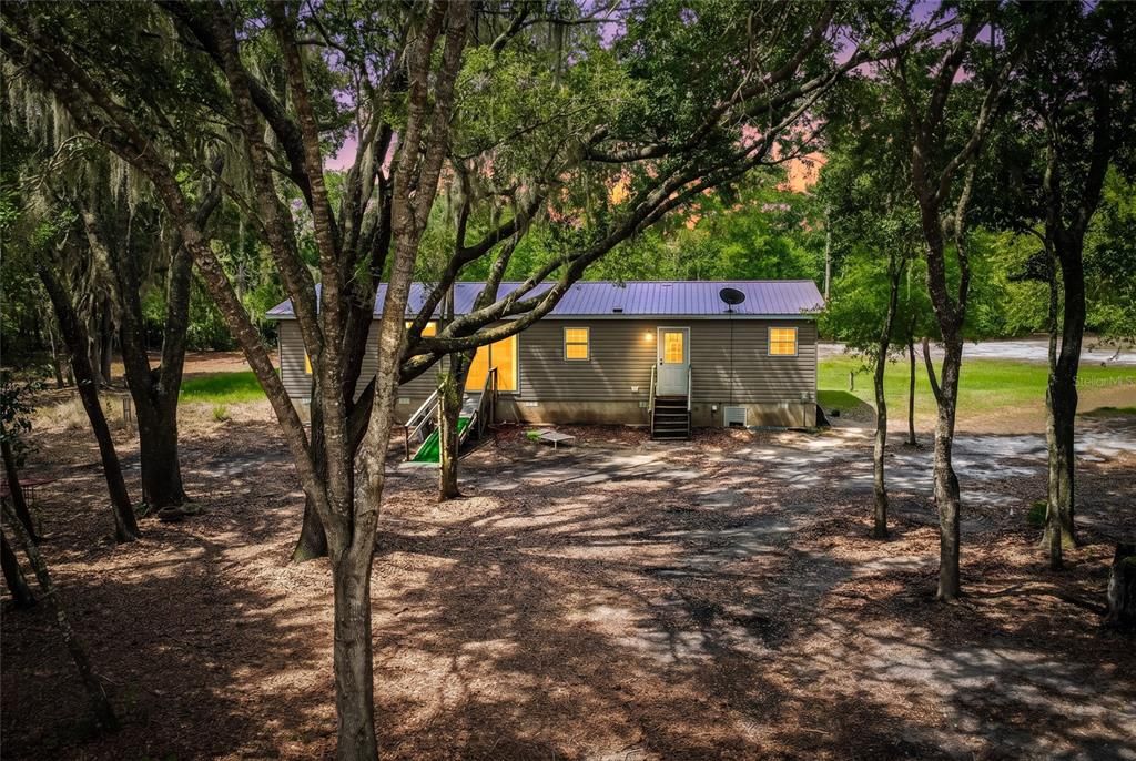 For Sale: $375,000 (4 beds, 2 baths, 1736 Square Feet)