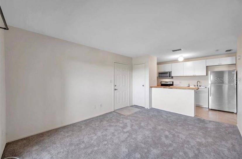 For Sale: $127,500 (1 beds, 1 baths, 525 Square Feet)