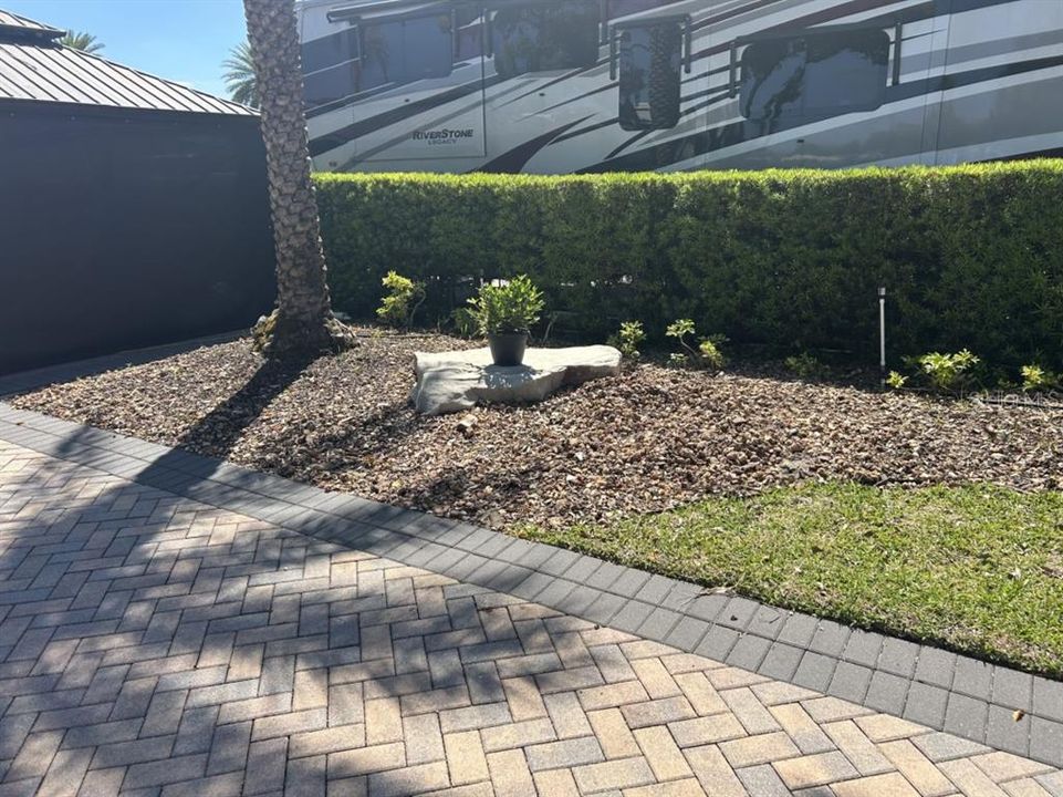 На продажу: $135,900 (0.07 acres)