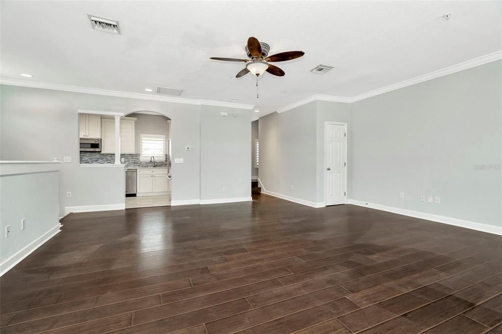 For Rent: $4,000 (3 beds, 3 baths, 1971 Square Feet)