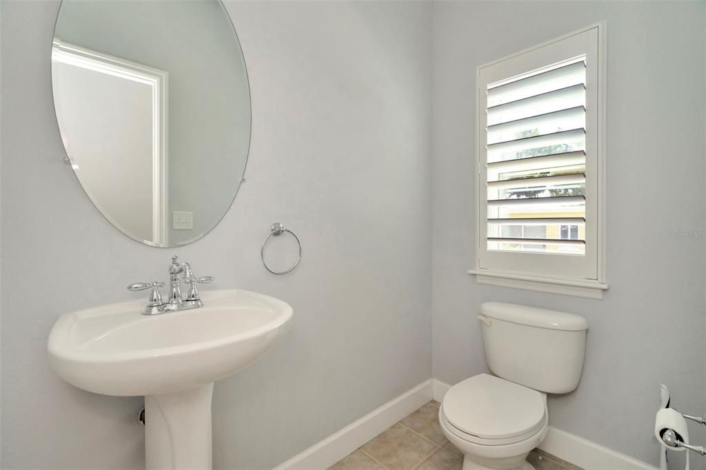For Rent: $4,000 (3 beds, 3 baths, 1971 Square Feet)