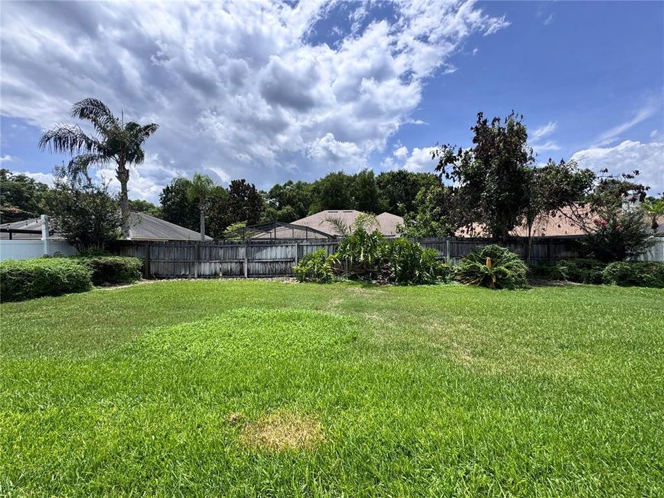 For Rent: $3,399 (4 beds, 2 baths, 2288 Square Feet)