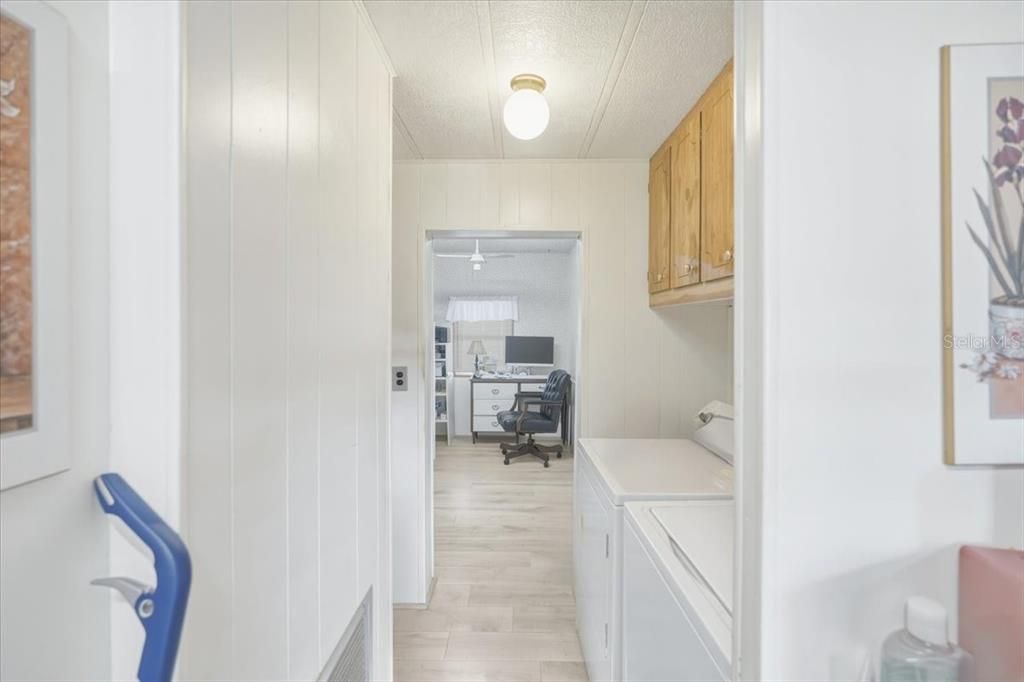 For Sale: $237,000 (2 beds, 2 baths, 1398 Square Feet)