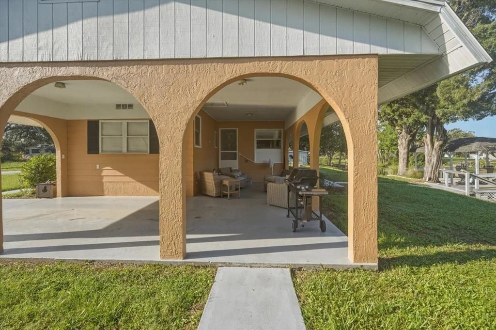 For Sale: $237,000 (2 beds, 2 baths, 1398 Square Feet)
