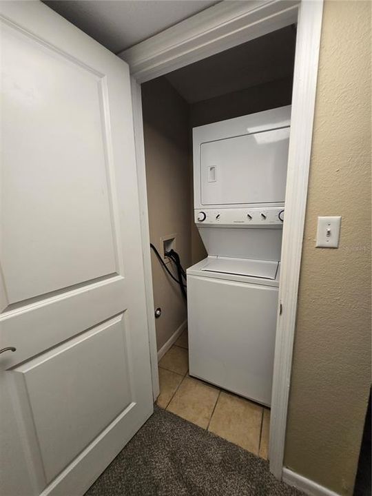 For Rent: $1,275 (2 beds, 2 baths, 900 Square Feet)