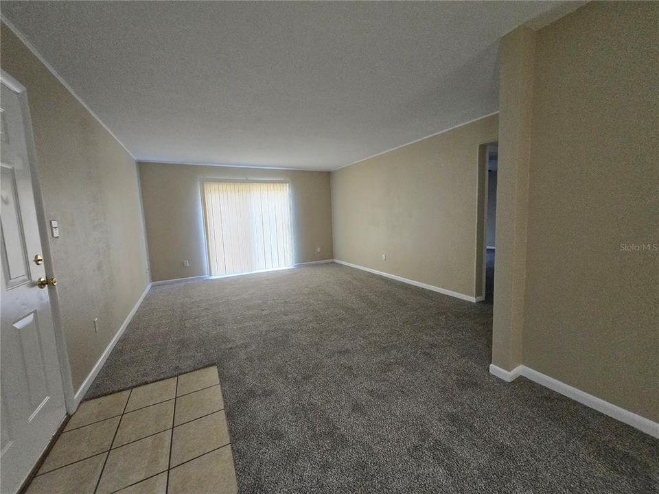 For Rent: $1,275 (2 beds, 2 baths, 900 Square Feet)