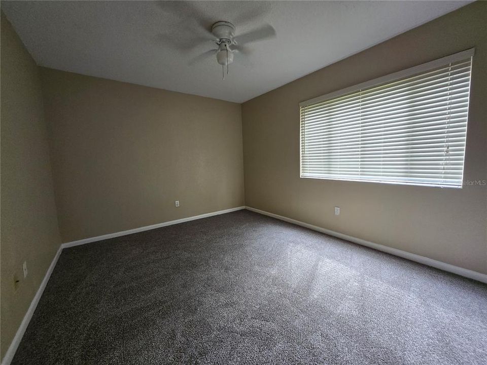 For Rent: $1,275 (2 beds, 2 baths, 900 Square Feet)