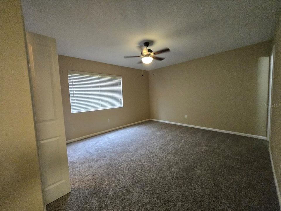 For Rent: $1,275 (2 beds, 2 baths, 900 Square Feet)