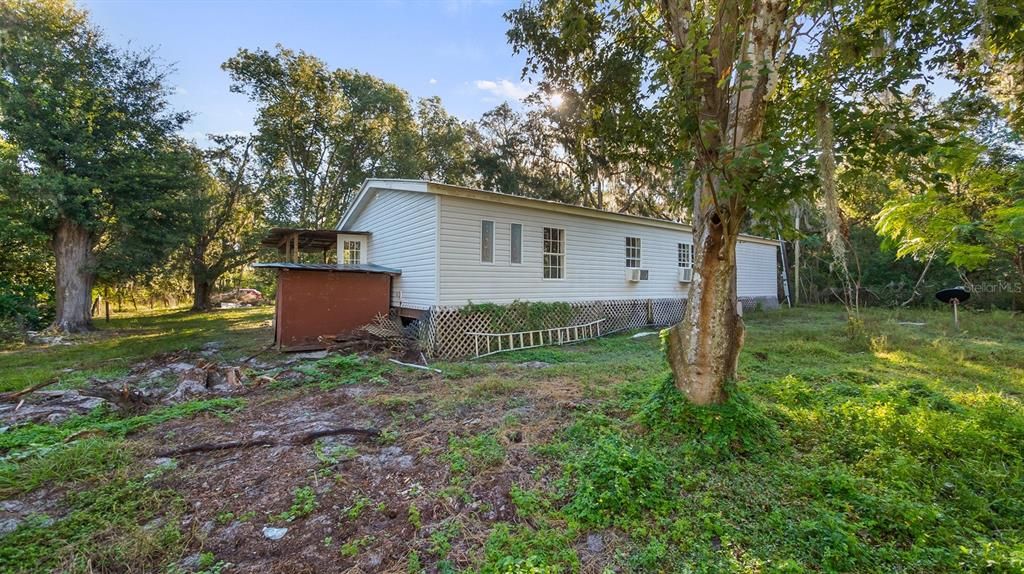 Active With Contract: $299,000 (3 beds, 2 baths, 1496 Square Feet)