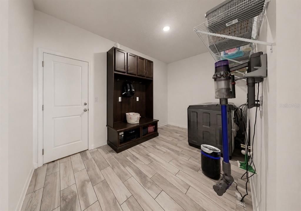 На продажу: $624,990 (5 спален, 4 ванн, 2915 Квадратных фут)