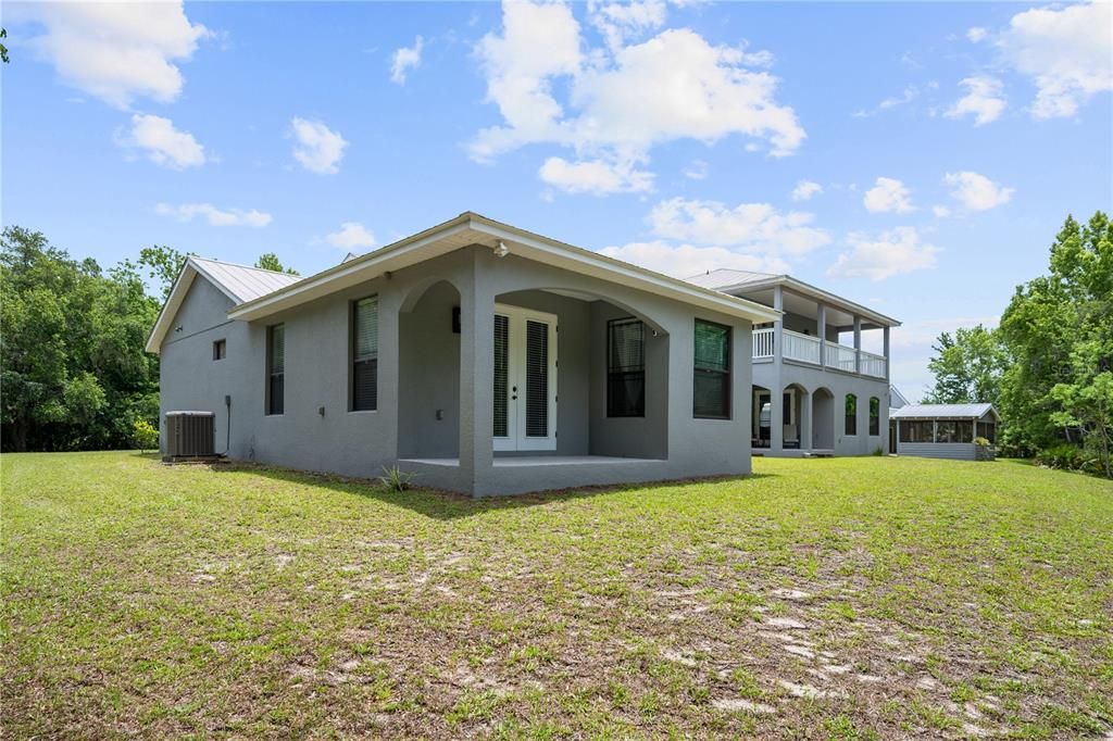 En Venta: $1,150,000 (4 camas, 2 baños, 5475 Pies cuadrados)
