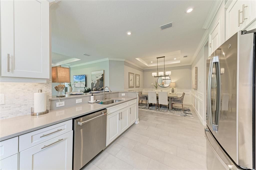 For Sale: $499,000 (2 beds, 2 baths, 1558 Square Feet)