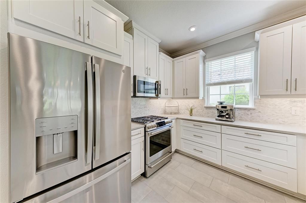 For Sale: $499,000 (2 beds, 2 baths, 1558 Square Feet)